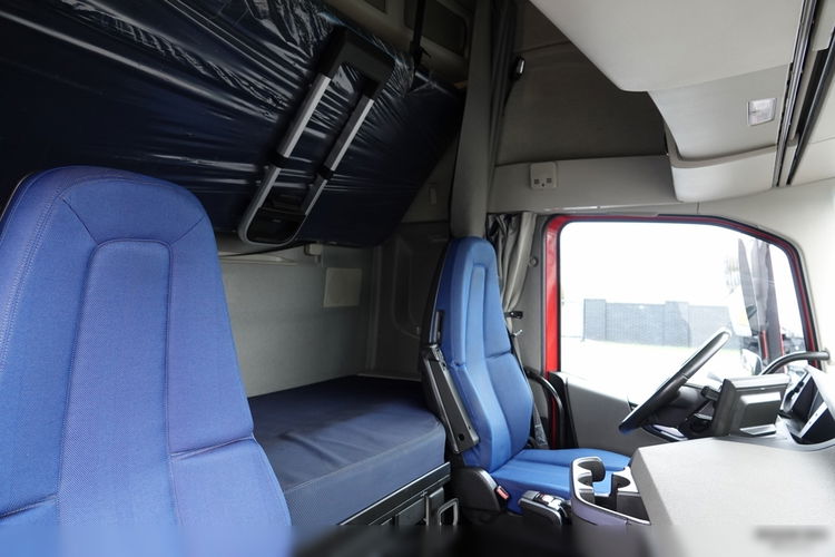 Volvo FH 500 / I-SAVE / XXL / KLIMA POSTOJOWA / NOWY MODEL / OPONY 100 % / PO ZŁOTYM KONTRAKCIE SERWISOWYM zdjęcie 36