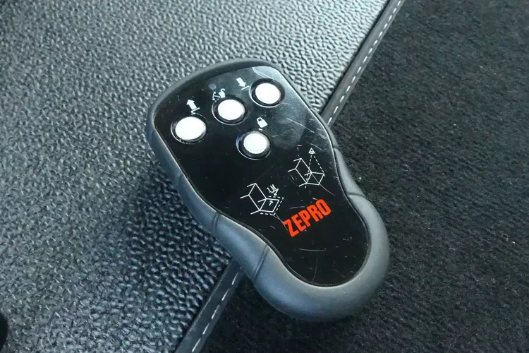 MAN TGM 18.290 / EURO 6 / KONTENER + WINDA / OTWIERANY BOK / zdjęcie 32