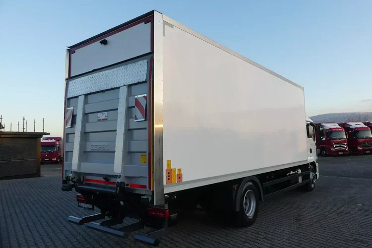 MAN TGM 18.290 / EURO 6 / KONTENER + WINDA / OTWIERANY BOK / zdjęcie 8