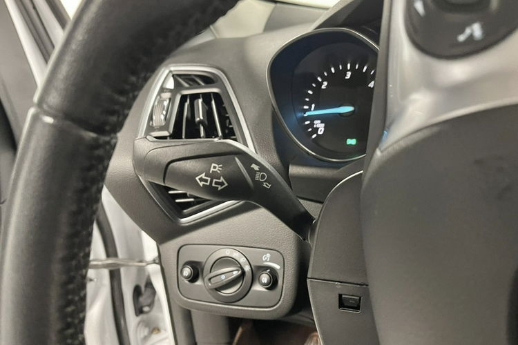 Ford Kuga 2.0TDCi 180KM TITANIUM PLUS Klimatronic Navi Alu KEYLESSGO Niemiec zdjęcie 32