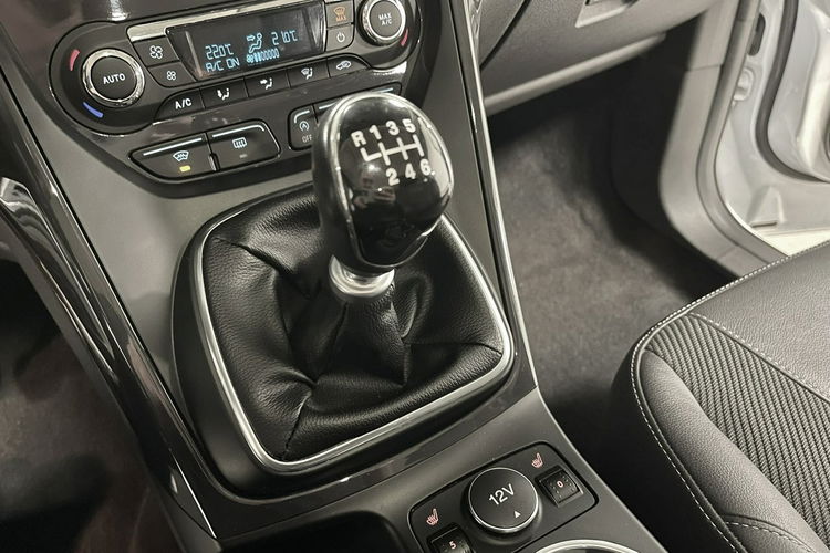 Ford Kuga 2.0TDCi 180KM TITANIUM PLUS Klimatronic Navi Alu KEYLESSGO Niemiec zdjęcie 38