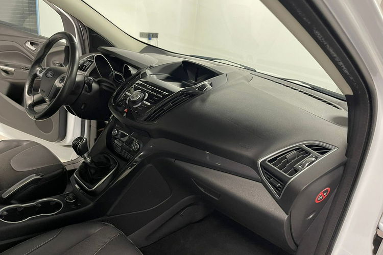 Ford Kuga 2.0TDCi 180KM TITANIUM PLUS Klimatronic Navi Alu KEYLESSGO Niemiec zdjęcie 43