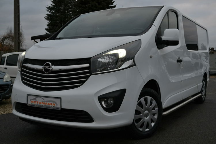 Opel Vivaro Parktronic Nawigacja 5osobowy Kamera cofania Zarejestrowany zdjęcie 2