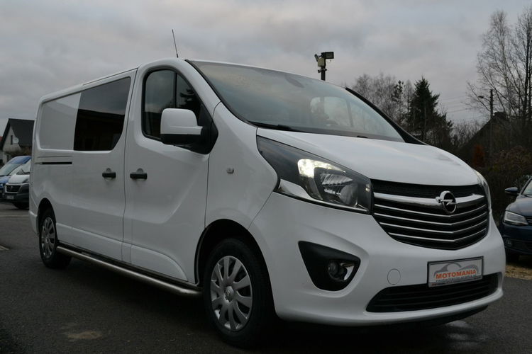 Opel Vivaro Parktronic Nawigacja 5osobowy Kamera cofania Zarejestrowany zdjęcie 3