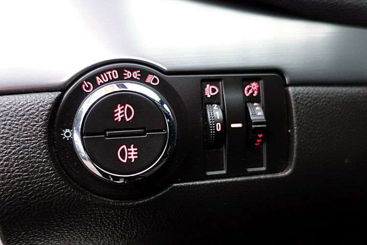 Opel Mokka BIAŁA PERŁA 2xKlimatronic Skóra 3Lata GWARANCJA Krajowy Bezwyp 140KM 4x2 zdjęcie 17