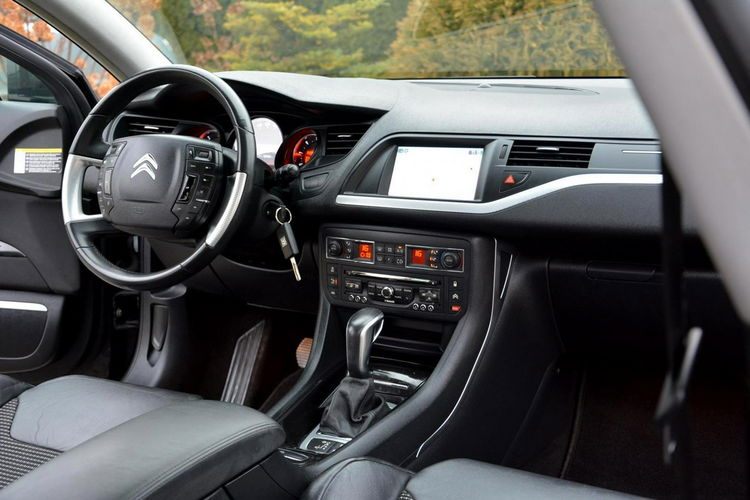 Citroen C5 LiftExclusive Skóry Masaże Hifi 2xParkt. Ledy Navi Hydro el.klapa zdjęcie 19