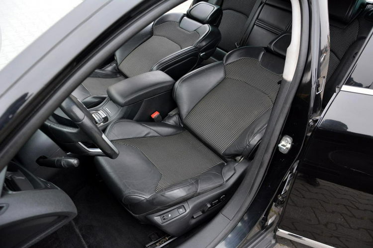 Citroen C5 LiftExclusive Skóry Masaże Hifi 2xParkt. Ledy Navi Hydro el.klapa zdjęcie 24