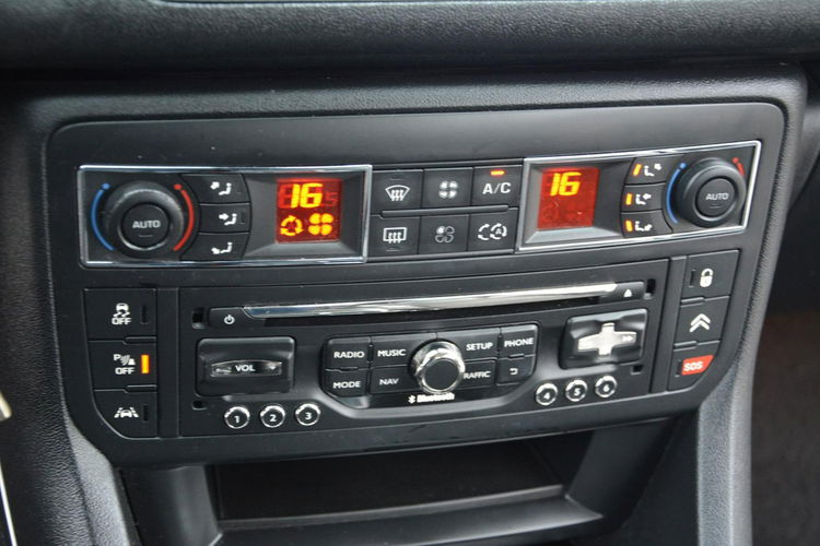 Citroen C5 LiftExclusive Skóry Masaże Hifi 2xParkt. Ledy Navi Hydro el.klapa zdjęcie 34