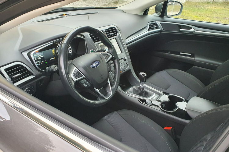 Ford Mondeo TITANIUM # Convers+ # Navi SYNC # LED # Panorama # Parktronic # SERWIS zdjęcie 11
