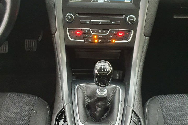 Ford Mondeo TITANIUM # Convers+ # Navi SYNC # LED # Panorama # Parktronic # SERWIS zdjęcie 20