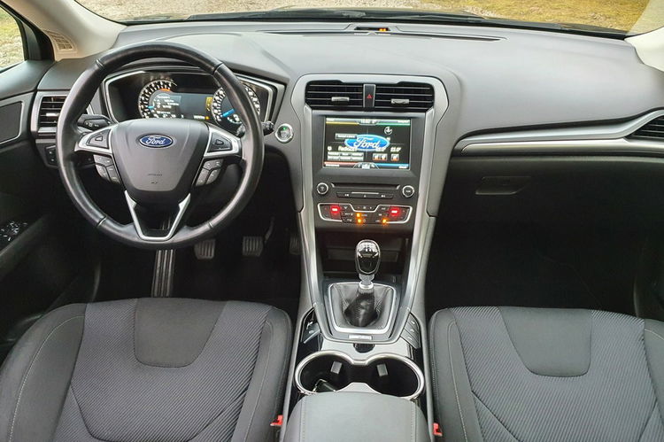 Ford Mondeo TITANIUM # Convers+ # Navi SYNC # LED # Panorama # Parktronic # SERWIS zdjęcie 5