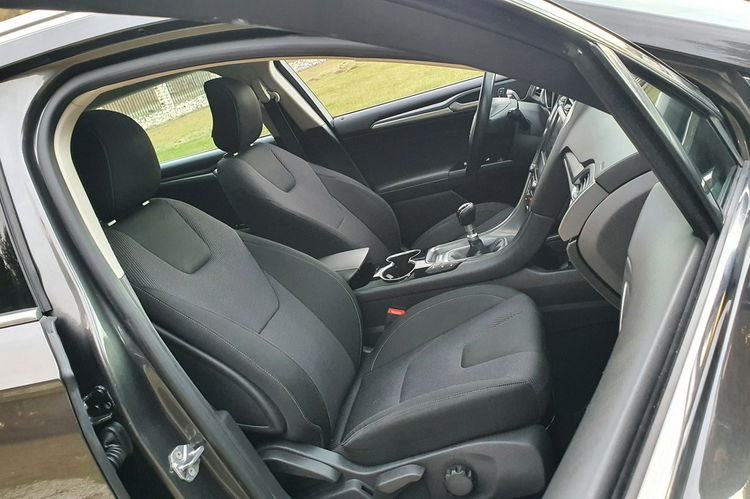 Ford Mondeo TITANIUM # Convers+ # Navi SYNC # LED # Panorama # Parktronic # SERWIS zdjęcie 7