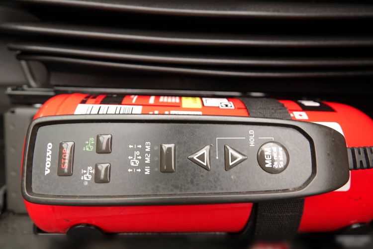 Volvo FH 500 / XXL / I-SAVE / LOWDECK / MEGA / KLIMA POSTOJOWA / PO ZŁOTYM KONTRAKCIE SERWISOWYM zdjęcie 21