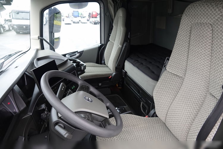 Volvo FH 500 / XXL / I-SAVE / LOWDECK / MEGA / KLIMA POSTOJOWA / PO ZŁOTYM KONTRAKCIE SERWISOWYM zdjęcie 22
