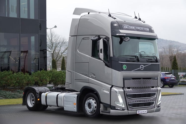 Volvo FH 500 / XXL / I-SAVE / LOWDECK / MEGA / KLIMA POSTOJOWA / PO ZŁOTYM KONTRAKCIE SERWISOWYM zdjęcie 2