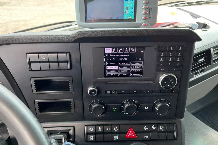 Mercedes ANTOS 1833 FAUN VARIOPRSS 520 zdjęcie 27