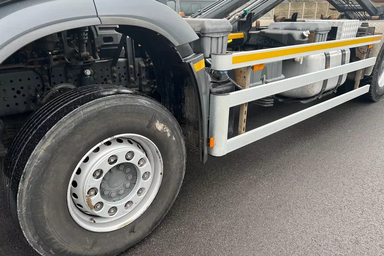 Mercedes AROCS 2645L 6x4 HAKOWIEC zdjęcie 18