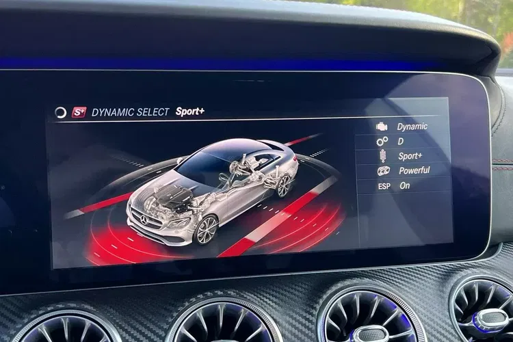 Mercedes klasa-e zdjęcie 40