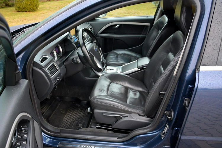 Volvo XC 70 2.0d(163KM) Navi Skóry Xenon 2xParktronic z Niemiec Aso zdjęcie 15