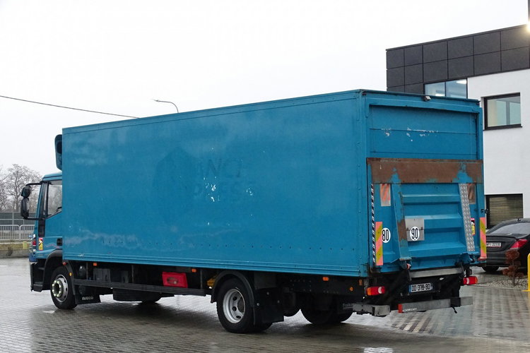 Iveco EuroCargo 120E18 EEV Kontener Sprowadzony Klima Przebieg Udokumentowany , Poduszki , 18 Euro Palet , Boczne Drzwi zdjęcie 4