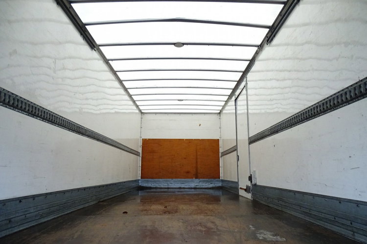 Iveco EuroCargo 120E18 EEV Kontener Sprowadzony Klima Przebieg Udokumentowany , Poduszki , 18 Euro Palet , Boczne Drzwi zdjęcie 5