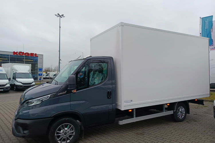 Iveco Daily 35S18HA8 zdjęcie 8