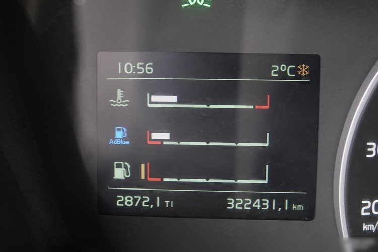 Volvo FM 410 / 6x2 / LAWETA + HDS EFFER 170 / STEROWANIE RADIOWE / OŚ PODNOSZONA / 3 OSIOWY / NAJAZDY HYDRAULICZNE / EURO 6 / WCIĄGARKA + PILOT  zdjęcie 41