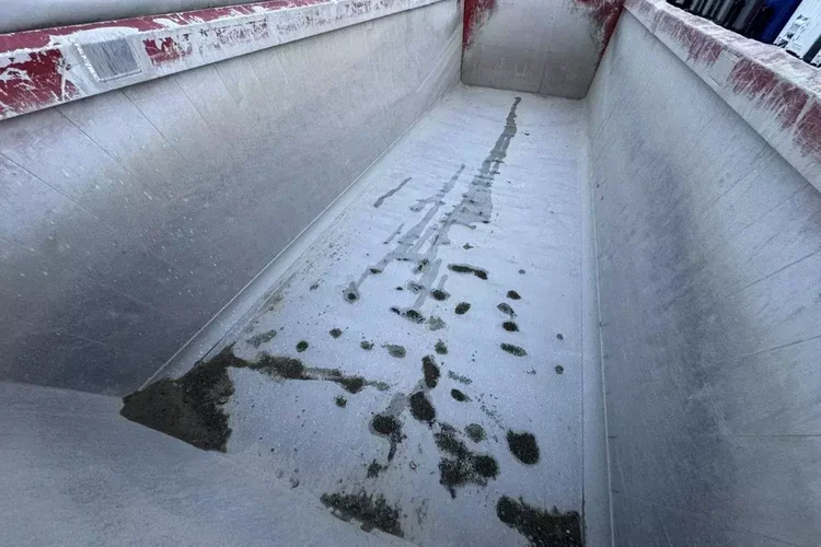 Schmitz 33m Waga: 5700kg Ład.: 30300kg Góra: alu Dół: stal zdjęcie 12