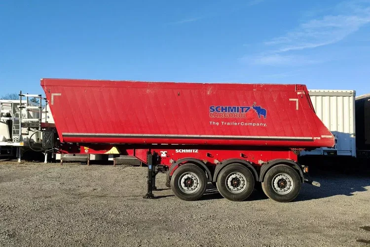 Schmitz 33m Waga: 5700kg Ład.: 30300kg Góra: alu Dół: stal zdjęcie 16