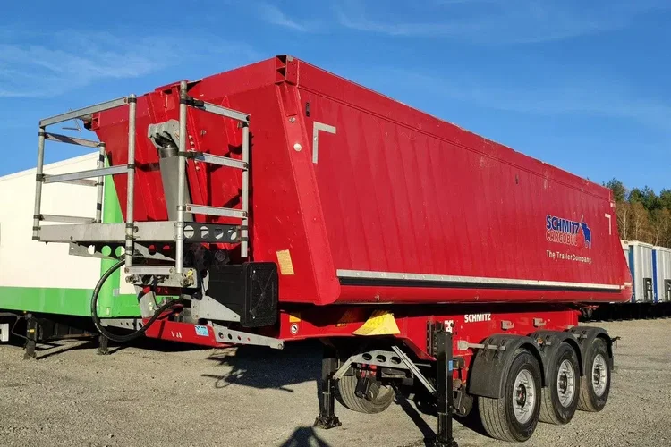 Schmitz 33m Waga: 5700kg Ład.: 30300kg Góra: alu Dół: stal zdjęcie 18