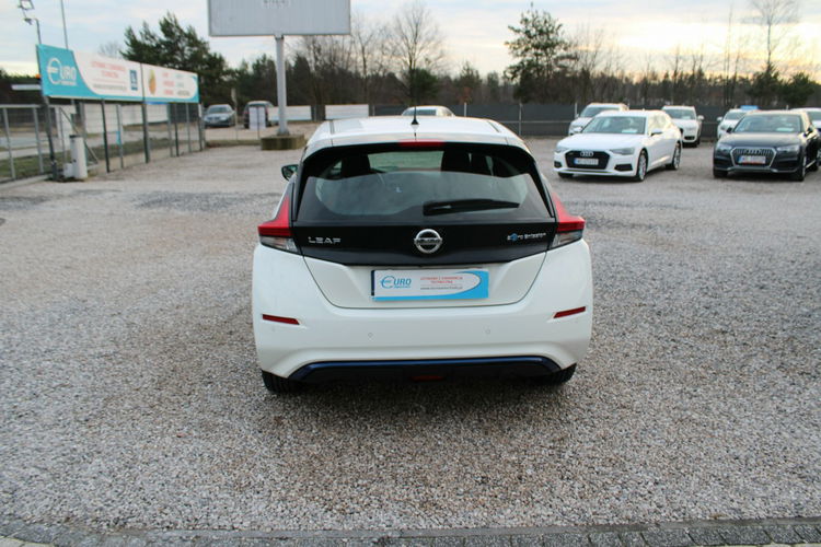 Nissan Leaf Acenta 40kWh F-vat Navi Kamera g. fotele zdjęcie 6