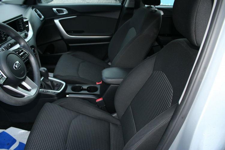 Kia Cee'd CRDI F-vat Salon Polska Gwarancja zdjęcie 11
