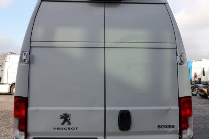 Peugeot BOXER / L4 H3 / WERSJA MAXI / BLASZAK / 2021 ROK / PO PEŁNYM ROZSZERZONYM SERWISIE / PO KONTRAKCIE SERWISOWYM zdjęcie 14