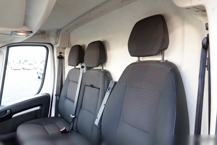 Peugeot BOXER / L4 H3 / WERSJA MAXI / BLASZAK / 2021 ROK / PO PEŁNYM ROZSZERZONYM SERWISIE / PO KONTRAKCIE SERWISOWYM zdjęcie 23
