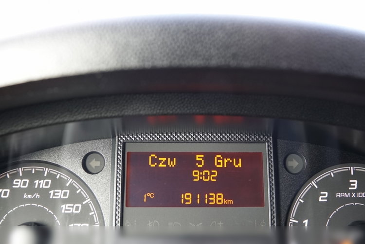 Peugeot BOXER / L4 H3 / WERSJA MAXI / BLASZAK / 2021 ROK / PO PEŁNYM ROZSZERZONYM SERWISIE / PO KONTRAKCIE SERWISOWYM zdjęcie 40