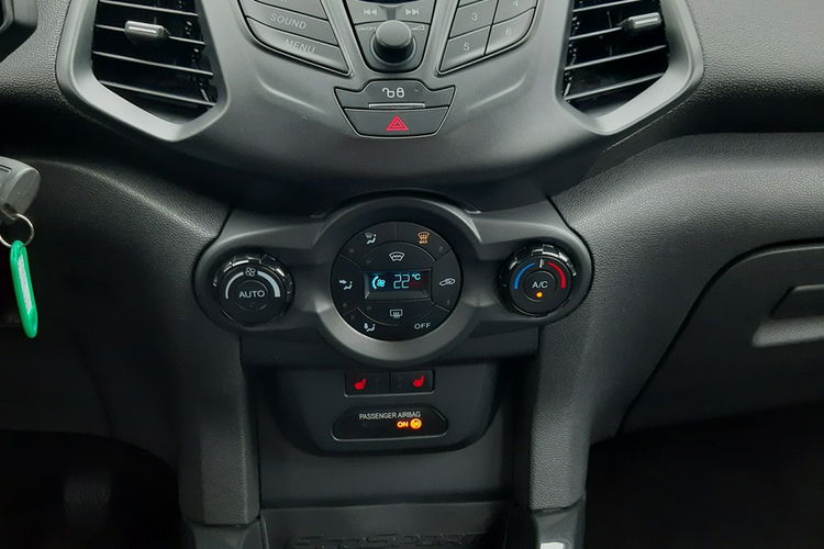 Ford EcoSport Zadbany. Bezwypadkowy. . Klimatronic. Podgrzewane Fotele. zdjęcie 19