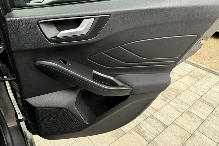 Ford Focus Bardzo zadbany - oryginalny niski przebieg zdjęcie 27