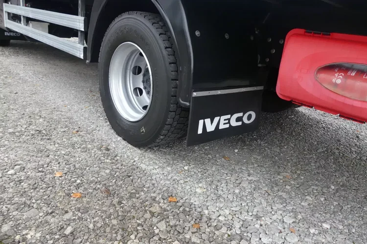 Iveco EURO CARGO 140-190L / KONTENER 6.90 + WINDA / EURO 6 / NISKI PRZEBIEG / zdjęcie 14
