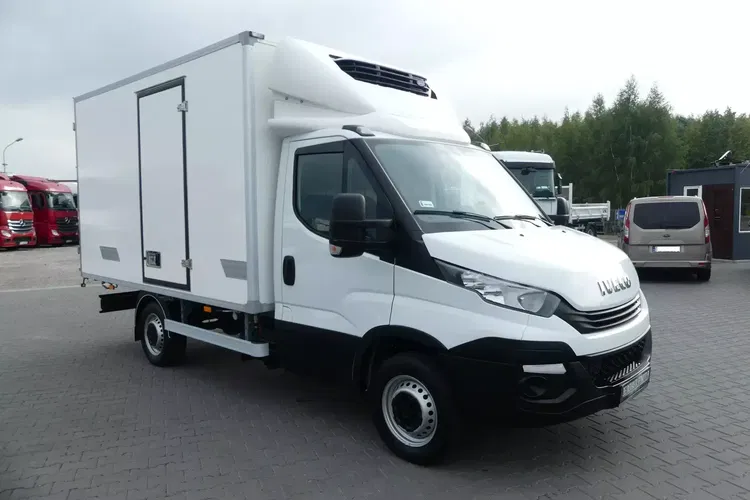 Iveco DAILY 35S15 / CHŁODNIA / SUPER STAN / zdjęcie 12