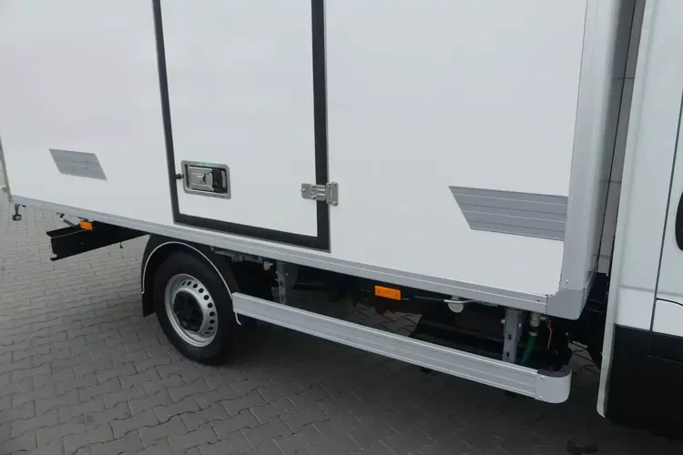 Iveco DAILY 35S15 / CHŁODNIA / SUPER STAN / zdjęcie 14