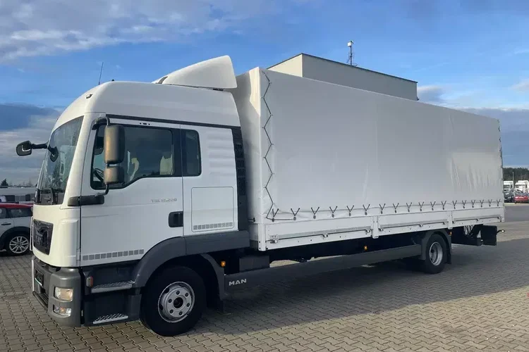MAN TGL 12.220 KABINA XL zdjęcie 7