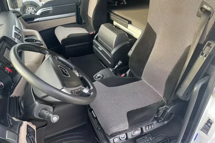 MAN TGL 12.220 KABINA XL zdjęcie 8