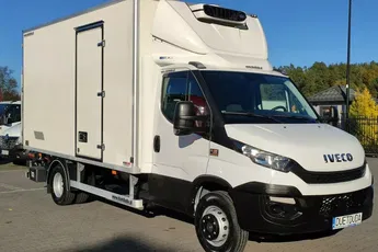 Iveco Daily 72C18 Chłodnia Agregat Carrier Vieno 350 8-Palet + Winda