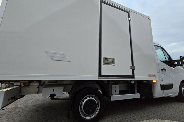 Renault Master 2.3 dCi 145 KM / Izoterma / Chłodnia ZANOTTI -20 stopni / 230V zdjęcie 12