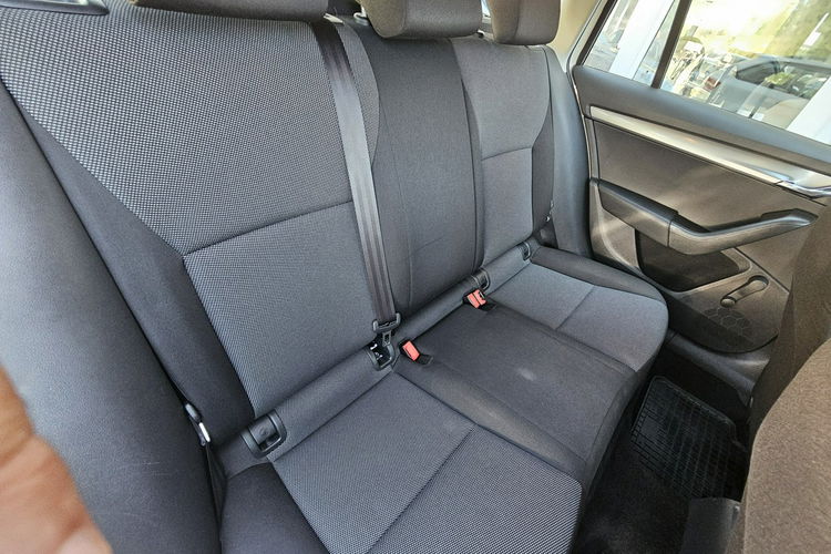 Skoda Octavia pierwszy właścicel , polski salon, serwisowana, klimatyzacja zdjęcie 11