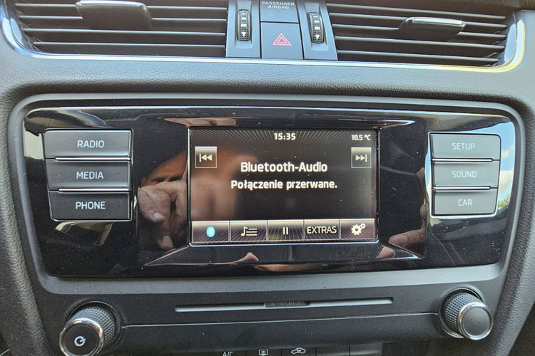 Skoda Octavia pierwszy właścicel , polski salon, serwisowana, klimatyzacja zdjęcie 15