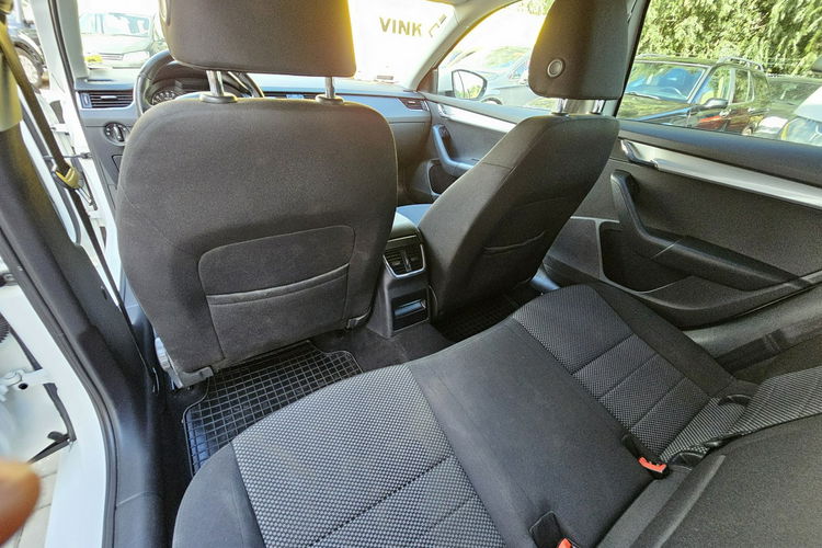 Skoda Octavia pierwszy właścicel , polski salon, serwisowana, klimatyzacja zdjęcie 21