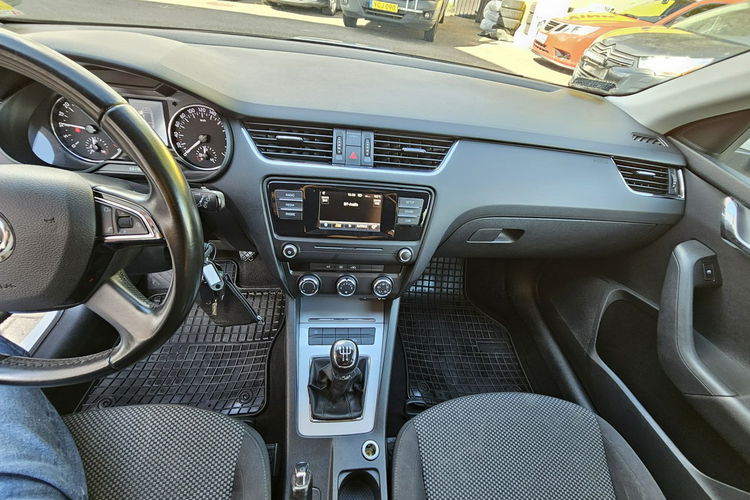 Skoda Octavia pierwszy właścicel , polski salon, serwisowana, klimatyzacja zdjęcie 27