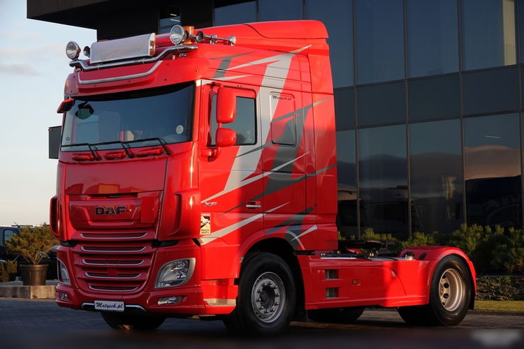 DAF XF 530 / RETARDER / CAŁY NA PODUSZKACH / KLIMA POSTOJOWA / OPONY 100% / PO KONTRAKCIE SERWISOWYM zdjęcie 5