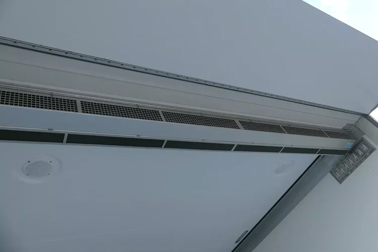 Mercedes ANTOS 1830 / CHŁODNIA + WINDA / PRZEBIEG 80 TYS KM / zdjęcie 24